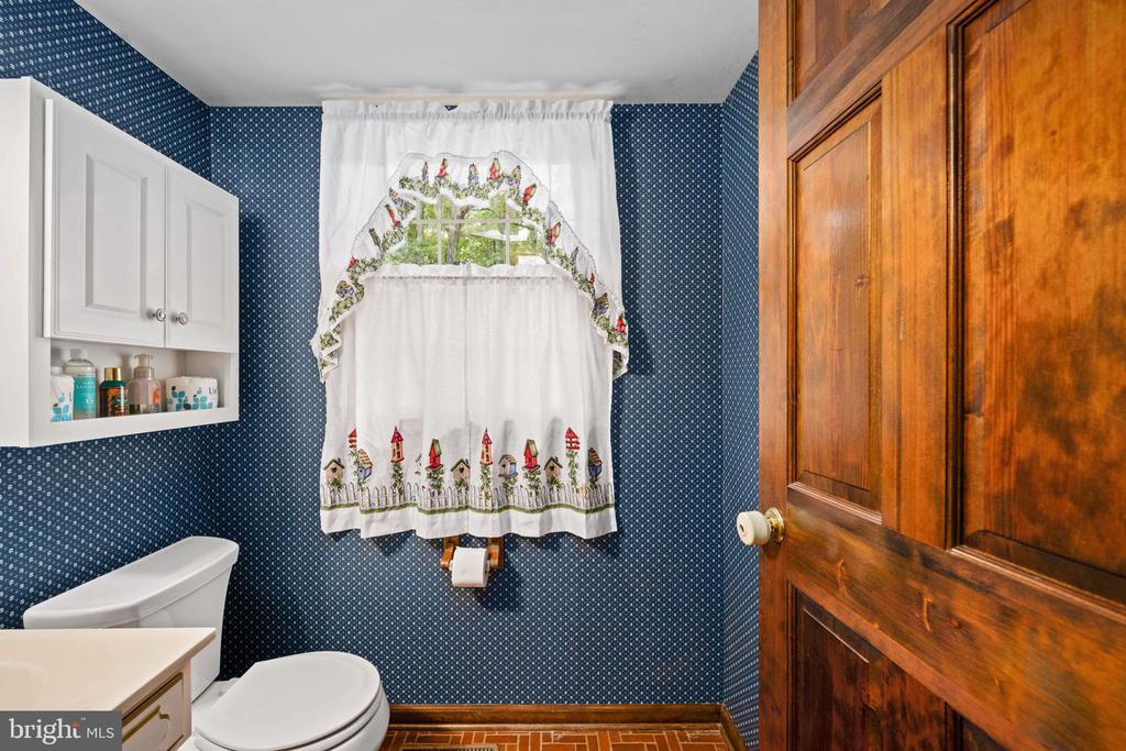 2 RIVER BLUFFS DR, FREDERICKSBURG, Virginia 22407, 4 Bedrooms Bedrooms, ,2 BathroomsBathrooms,Residential,2 RIVER BLUFFS DR,VASP2036636 MLS # VASP2036636