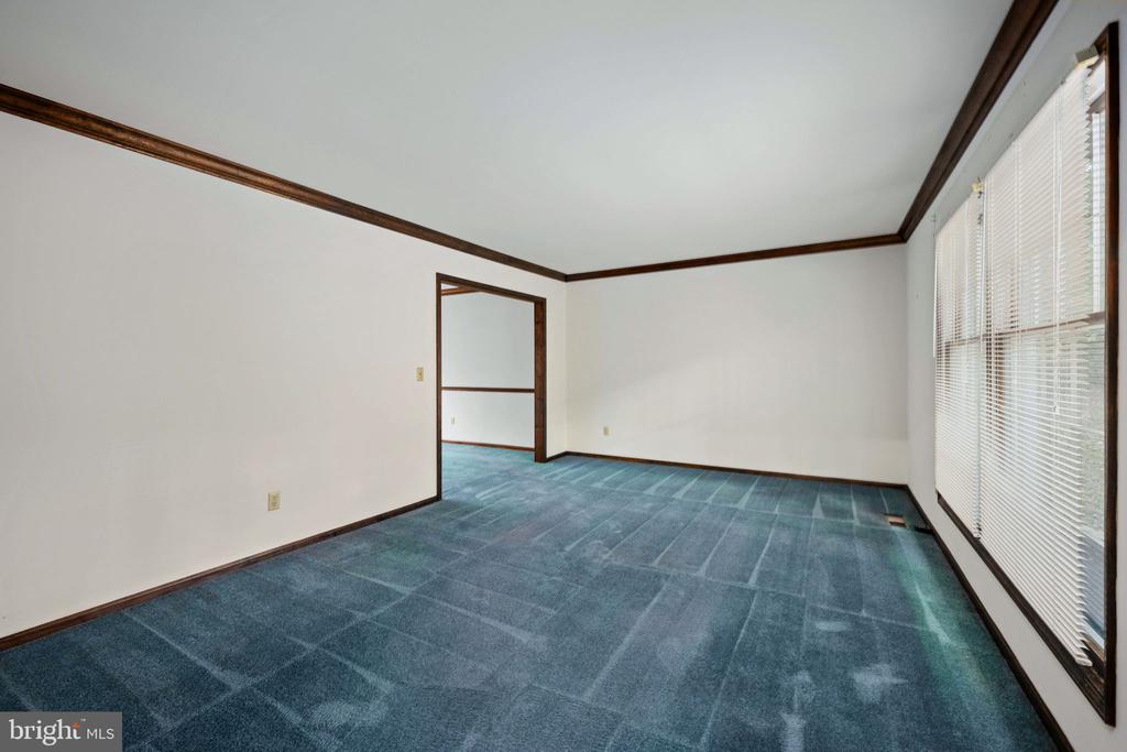 2 RIVER BLUFFS DR, FREDERICKSBURG, Virginia 22407, 4 Bedrooms Bedrooms, ,2 BathroomsBathrooms,Residential,2 RIVER BLUFFS DR,VASP2036636 MLS # VASP2036636