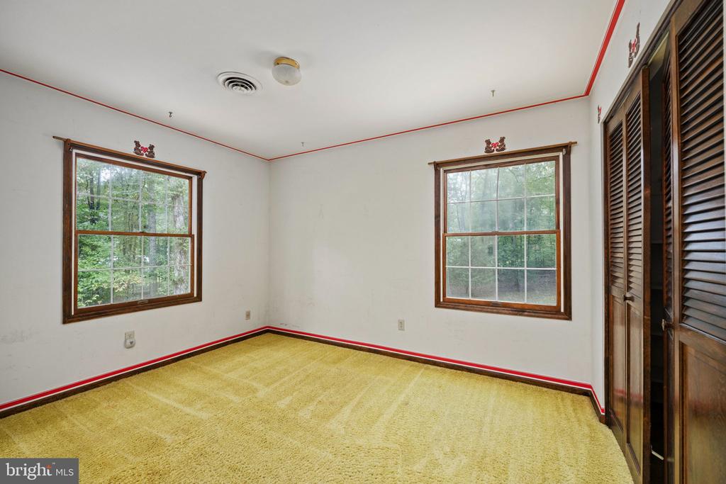 2 RIVER BLUFFS DR, FREDERICKSBURG, Virginia 22407, 4 Bedrooms Bedrooms, ,2 BathroomsBathrooms,Residential,2 RIVER BLUFFS DR,VASP2036636 MLS # VASP2036636