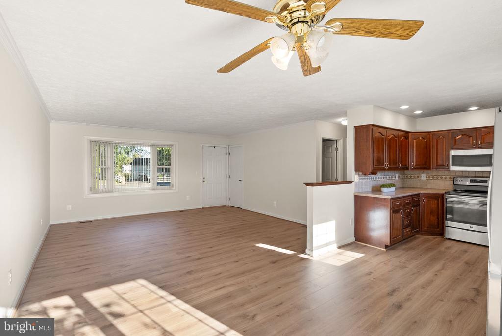 6713 HUNTLAND DR, BEALETON, Virginia, 4 Bedrooms Bedrooms, ,3 BathroomsBathrooms,Residential,6713 HUNTLAND DR,VAFQ2018538 MLS # VAFQ2018538