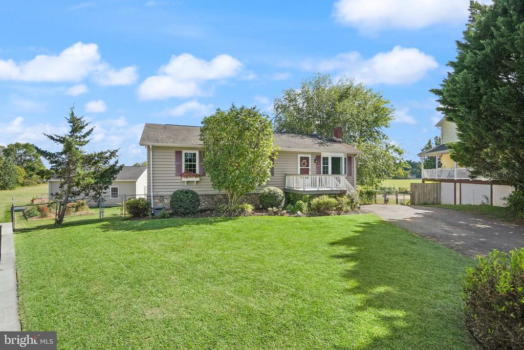 6713 HUNTLAND DR, BEALETON, Virginia, 4 Bedrooms Bedrooms, ,3 BathroomsBathrooms,Residential,6713 HUNTLAND DR,VAFQ2018538 MLS # VAFQ2018538