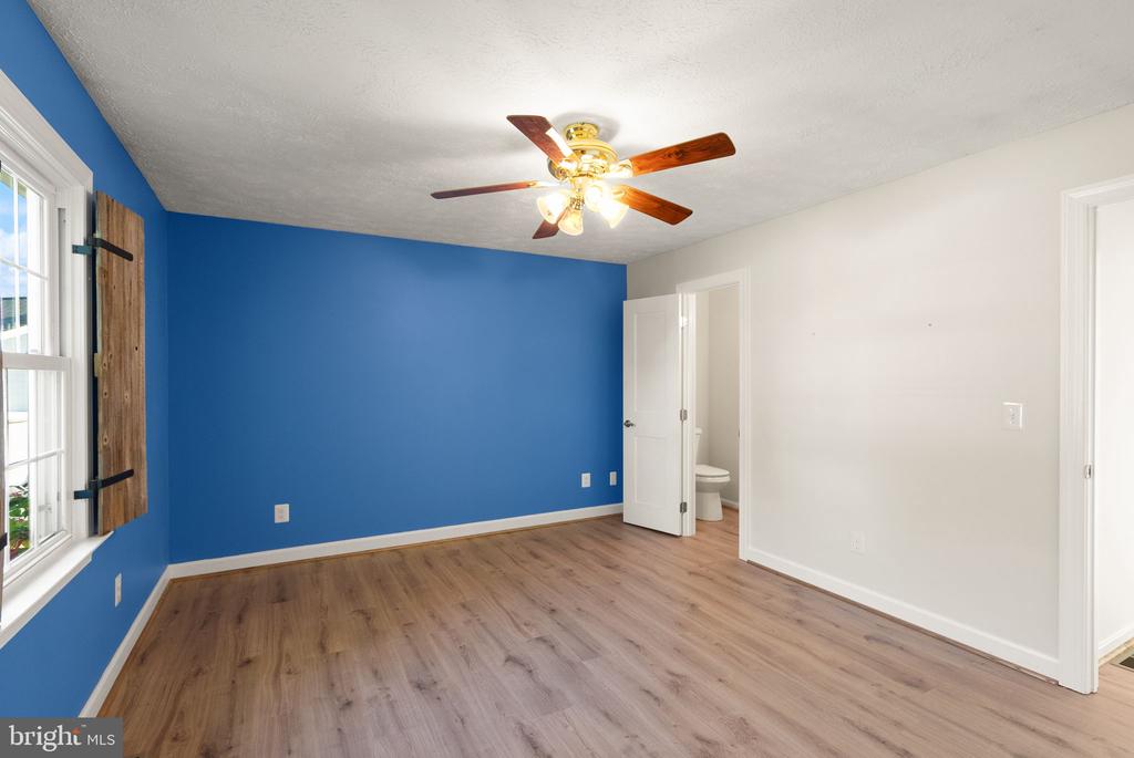 6713 HUNTLAND DR, BEALETON, Virginia, 4 Bedrooms Bedrooms, ,3 BathroomsBathrooms,Residential,6713 HUNTLAND DR,VAFQ2018538 MLS # VAFQ2018538