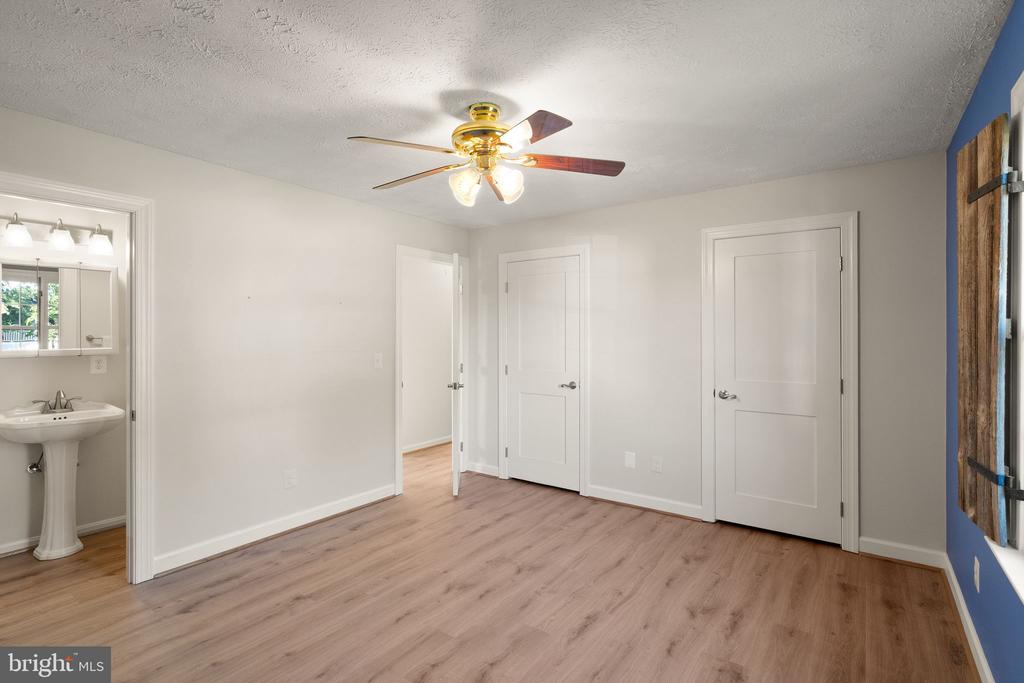 6713 HUNTLAND DR, BEALETON, Virginia, 4 Bedrooms Bedrooms, ,3 BathroomsBathrooms,Residential,6713 HUNTLAND DR,VAFQ2018538 MLS # VAFQ2018538