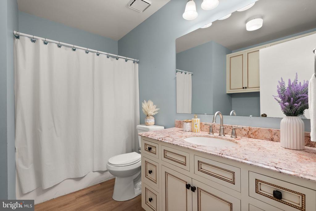 6713 HUNTLAND DR, BEALETON, Virginia, 4 Bedrooms Bedrooms, ,3 BathroomsBathrooms,Residential,6713 HUNTLAND DR,VAFQ2018538 MLS # VAFQ2018538