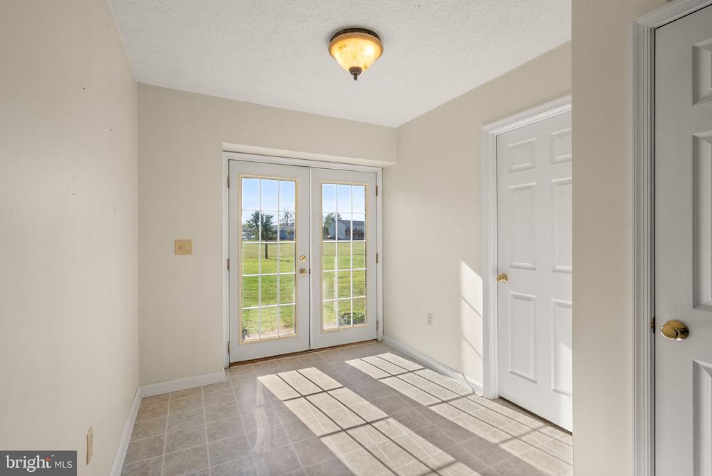 6713 HUNTLAND DR, BEALETON, Virginia, 4 Bedrooms Bedrooms, ,3 BathroomsBathrooms,Residential,6713 HUNTLAND DR,VAFQ2018538 MLS # VAFQ2018538