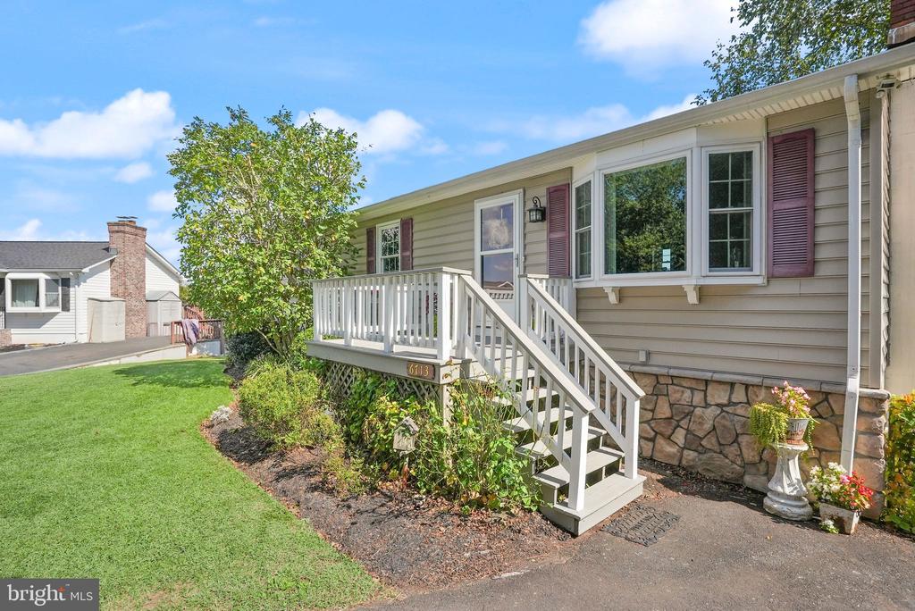 6713 HUNTLAND DR, BEALETON, Virginia, 4 Bedrooms Bedrooms, ,3 BathroomsBathrooms,Residential,6713 HUNTLAND DR,VAFQ2018538 MLS # VAFQ2018538