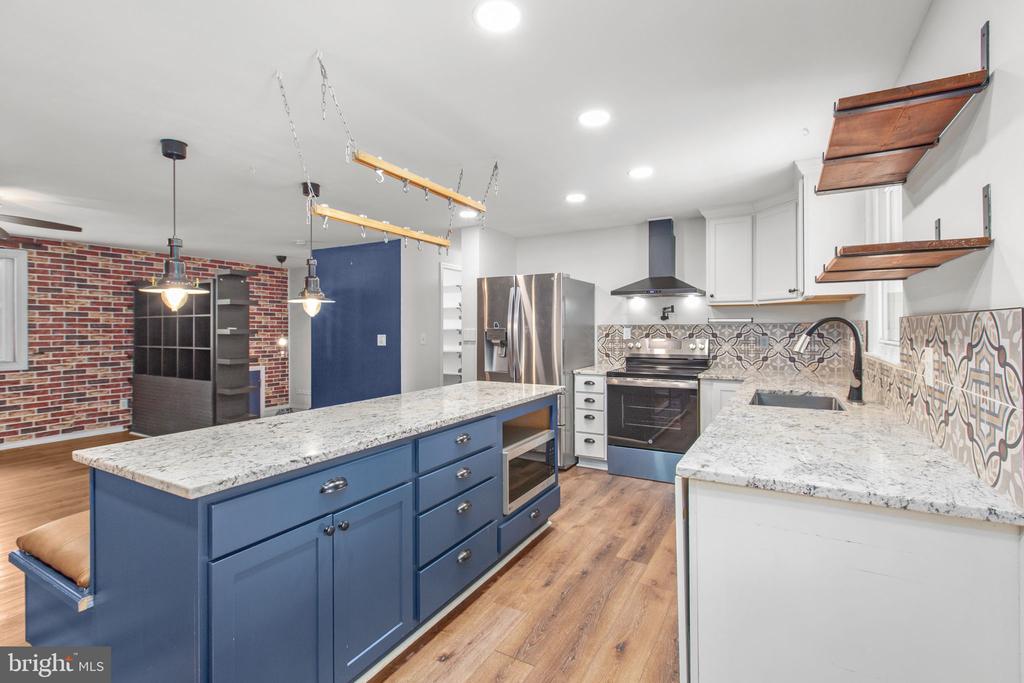 5528 TALLOW ST, FREDERICKSBURG, Virginia 22407, 3 Bedrooms Bedrooms, ,2 BathroomsBathrooms,Residential,5528 TALLOW ST,VASP2036674 MLS # VASP2036674