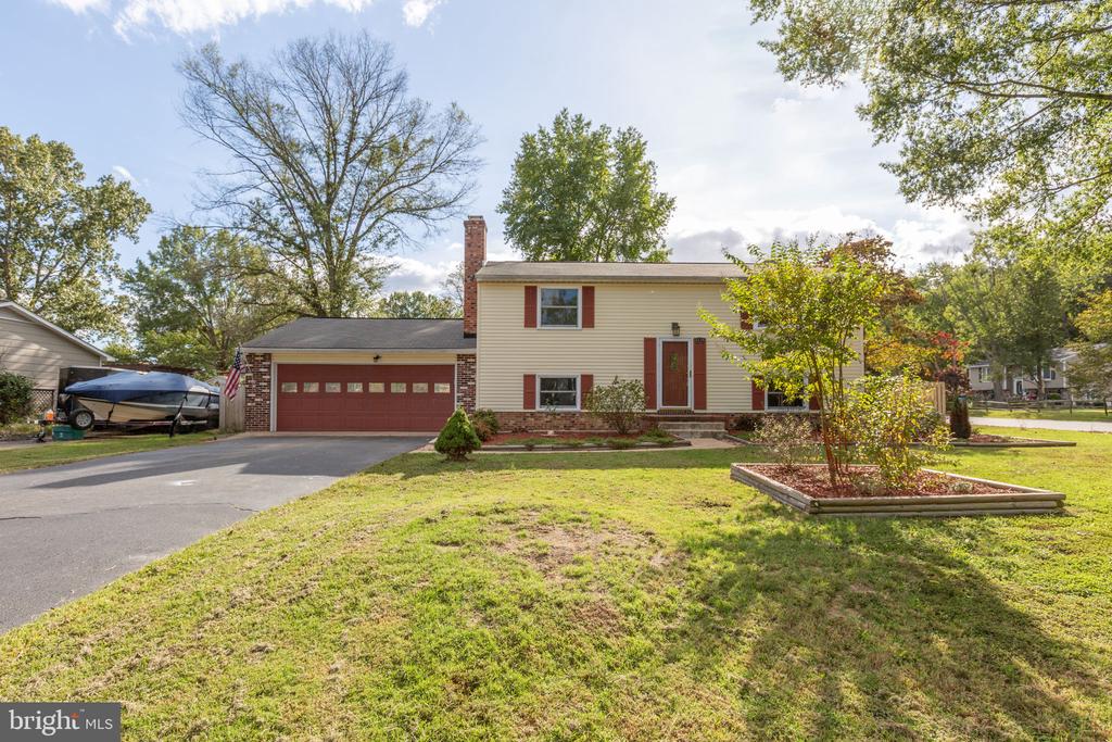 5528 TALLOW ST, FREDERICKSBURG, Virginia 22407, 3 Bedrooms Bedrooms, ,2 BathroomsBathrooms,Residential,5528 TALLOW ST,VASP2036674 MLS # VASP2036674