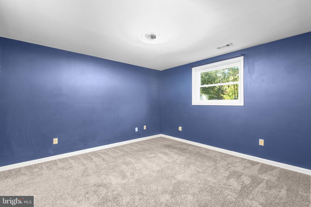 5528 TALLOW ST, FREDERICKSBURG, Virginia 22407, 3 Bedrooms Bedrooms, ,2 BathroomsBathrooms,Residential,5528 TALLOW ST,VASP2036674 MLS # VASP2036674