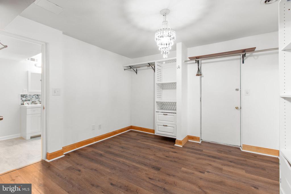 5528 TALLOW ST, FREDERICKSBURG, Virginia 22407, 3 Bedrooms Bedrooms, ,2 BathroomsBathrooms,Residential,5528 TALLOW ST,VASP2036674 MLS # VASP2036674