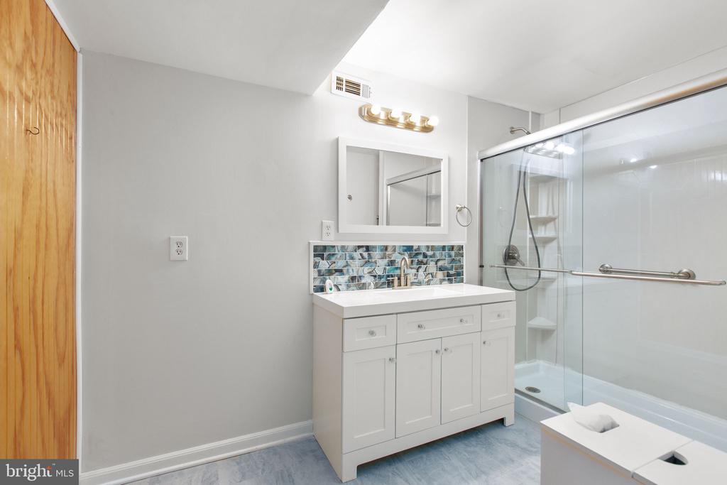 5528 TALLOW ST, FREDERICKSBURG, Virginia 22407, 3 Bedrooms Bedrooms, ,2 BathroomsBathrooms,Residential,5528 TALLOW ST,VASP2036674 MLS # VASP2036674