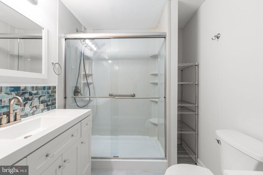 5528 TALLOW ST, FREDERICKSBURG, Virginia 22407, 3 Bedrooms Bedrooms, ,2 BathroomsBathrooms,Residential,5528 TALLOW ST,VASP2036674 MLS # VASP2036674