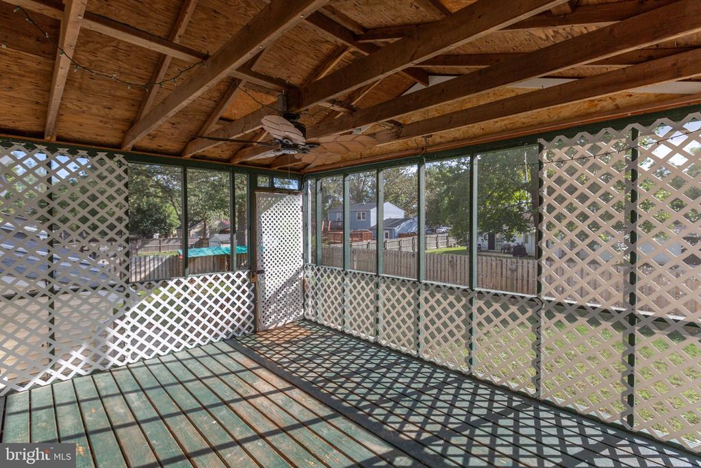 5528 TALLOW ST, FREDERICKSBURG, Virginia 22407, 3 Bedrooms Bedrooms, ,2 BathroomsBathrooms,Residential,5528 TALLOW ST,VASP2036674 MLS # VASP2036674