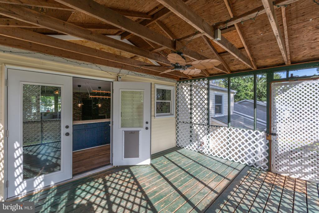 5528 TALLOW ST, FREDERICKSBURG, Virginia 22407, 3 Bedrooms Bedrooms, ,2 BathroomsBathrooms,Residential,5528 TALLOW ST,VASP2036674 MLS # VASP2036674