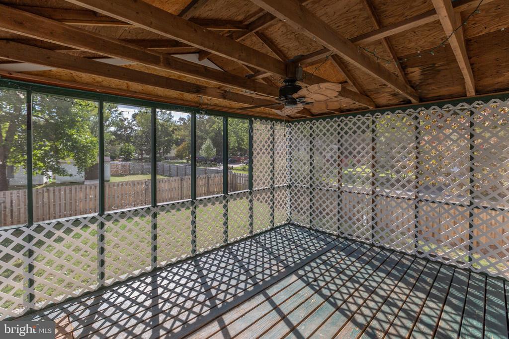 5528 TALLOW ST, FREDERICKSBURG, Virginia 22407, 3 Bedrooms Bedrooms, ,2 BathroomsBathrooms,Residential,5528 TALLOW ST,VASP2036674 MLS # VASP2036674