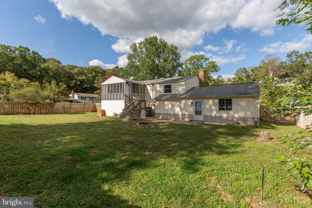 5528 TALLOW ST, FREDERICKSBURG, Virginia 22407, 3 Bedrooms Bedrooms, ,2 BathroomsBathrooms,Residential,5528 TALLOW ST,VASP2036674 MLS # VASP2036674