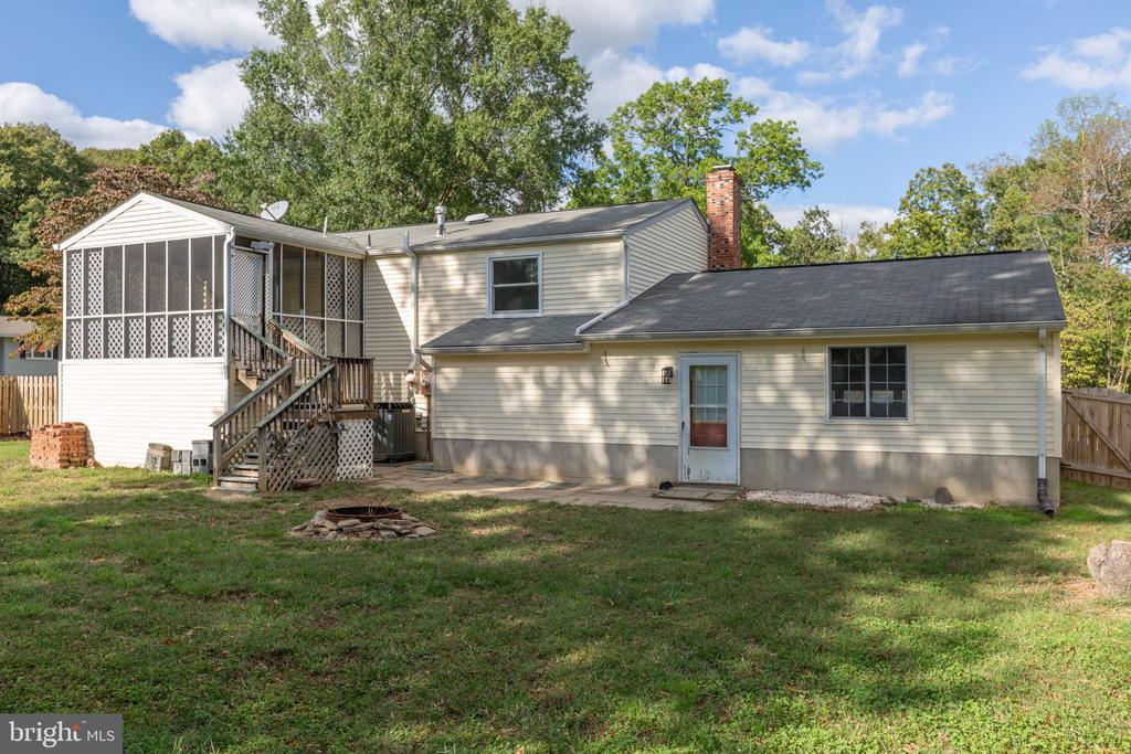 5528 TALLOW ST, FREDERICKSBURG, Virginia 22407, 3 Bedrooms Bedrooms, ,2 BathroomsBathrooms,Residential,5528 TALLOW ST,VASP2036674 MLS # VASP2036674