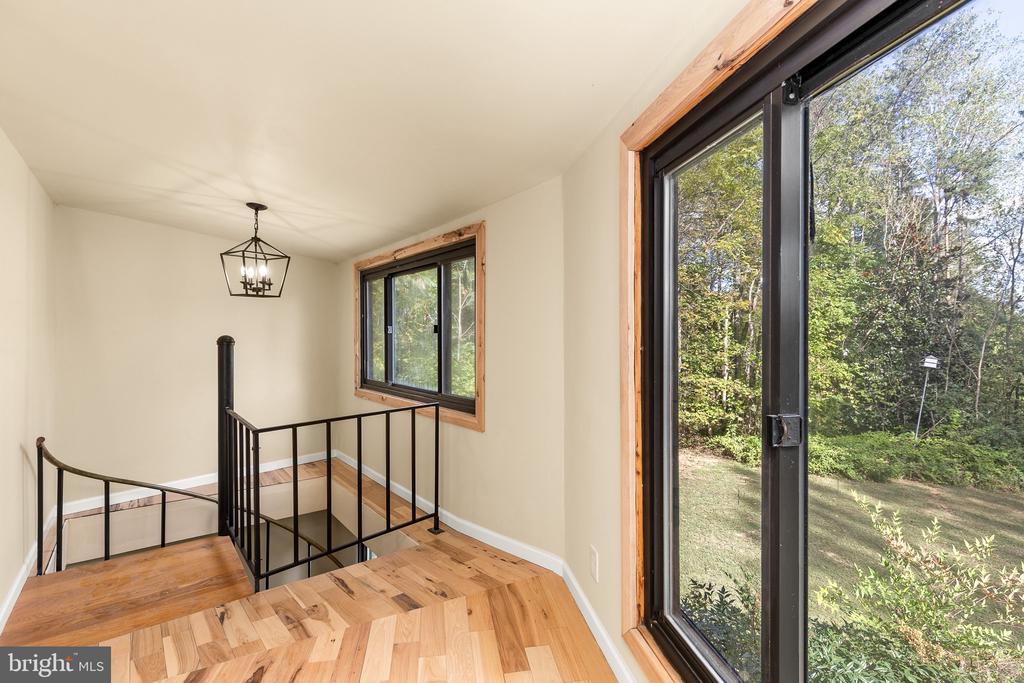 315 STRATFORD CIR, LOCUST GROVE, Virginia 22508, 3 Bedrooms Bedrooms, ,2 BathroomsBathrooms,Residential,315 STRATFORD CIR,VAOR2012482 MLS # VAOR2012482