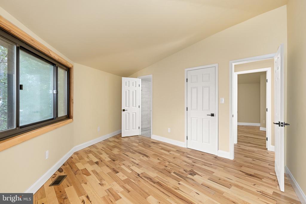 315 STRATFORD CIR, LOCUST GROVE, Virginia 22508, 3 Bedrooms Bedrooms, ,2 BathroomsBathrooms,Residential,315 STRATFORD CIR,VAOR2012482 MLS # VAOR2012482