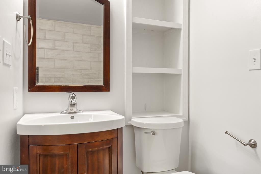 315 STRATFORD CIR, LOCUST GROVE, Virginia 22508, 3 Bedrooms Bedrooms, ,2 BathroomsBathrooms,Residential,315 STRATFORD CIR,VAOR2012482 MLS # VAOR2012482