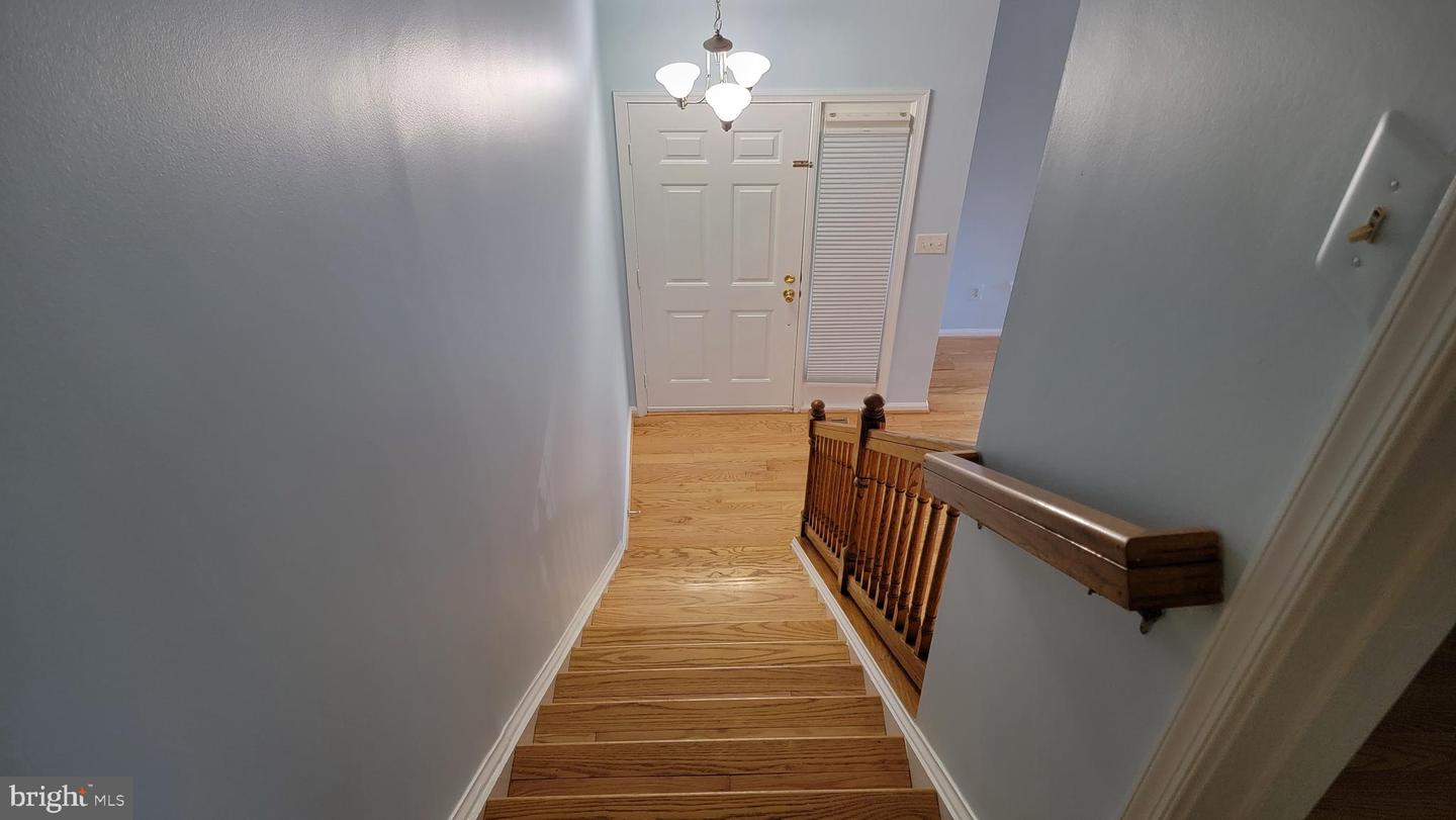 6167 STONEPATH CIR, CENTREVILLE, Virginia 20120, 3 Bedrooms Bedrooms, ,3 BathroomsBathrooms,Residential,For sale,6167 STONEPATH CIR,VAFX2268920 MLS # VAFX2268920