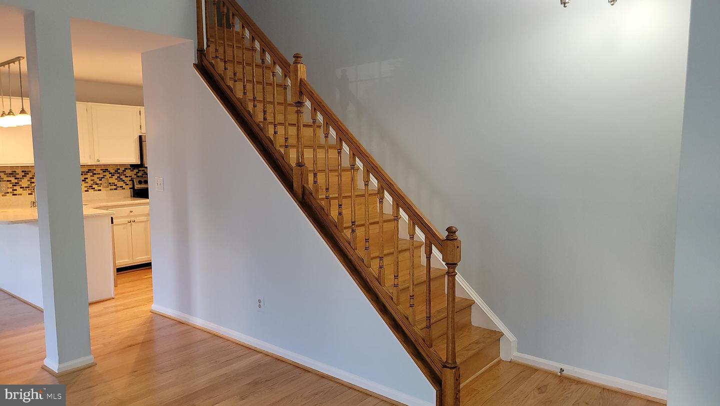 6167 STONEPATH CIR, CENTREVILLE, Virginia 20120, 3 Bedrooms Bedrooms, ,3 BathroomsBathrooms,Residential,For sale,6167 STONEPATH CIR,VAFX2268920 MLS # VAFX2268920