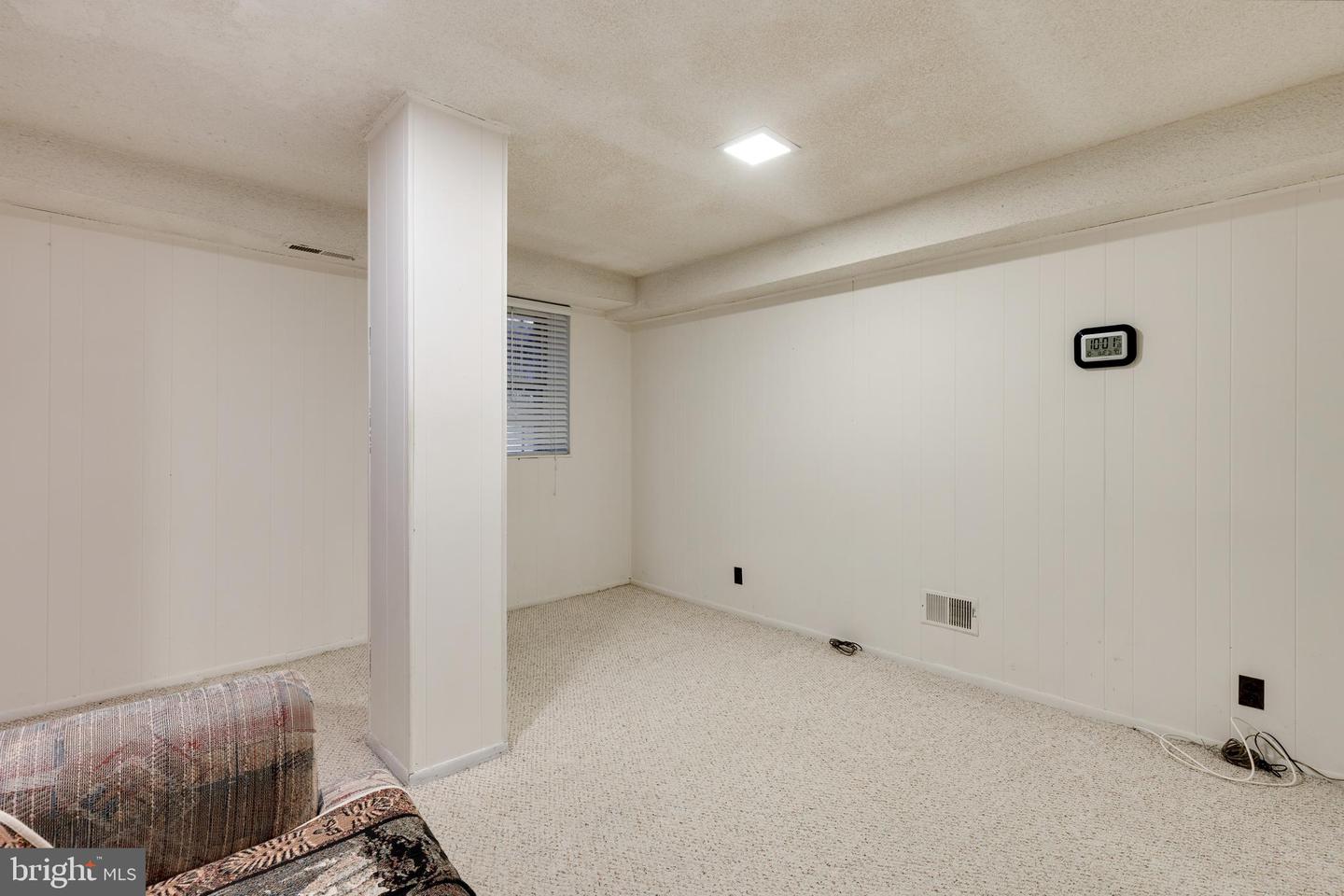 4849 28TH ST S #B, ARLINGTON, Virginia 22206, 2 Bedrooms Bedrooms, ,2 BathroomsBathrooms,Residential,For sale,4849 28TH ST S #B,VAAR2064110 MLS # VAAR2064110