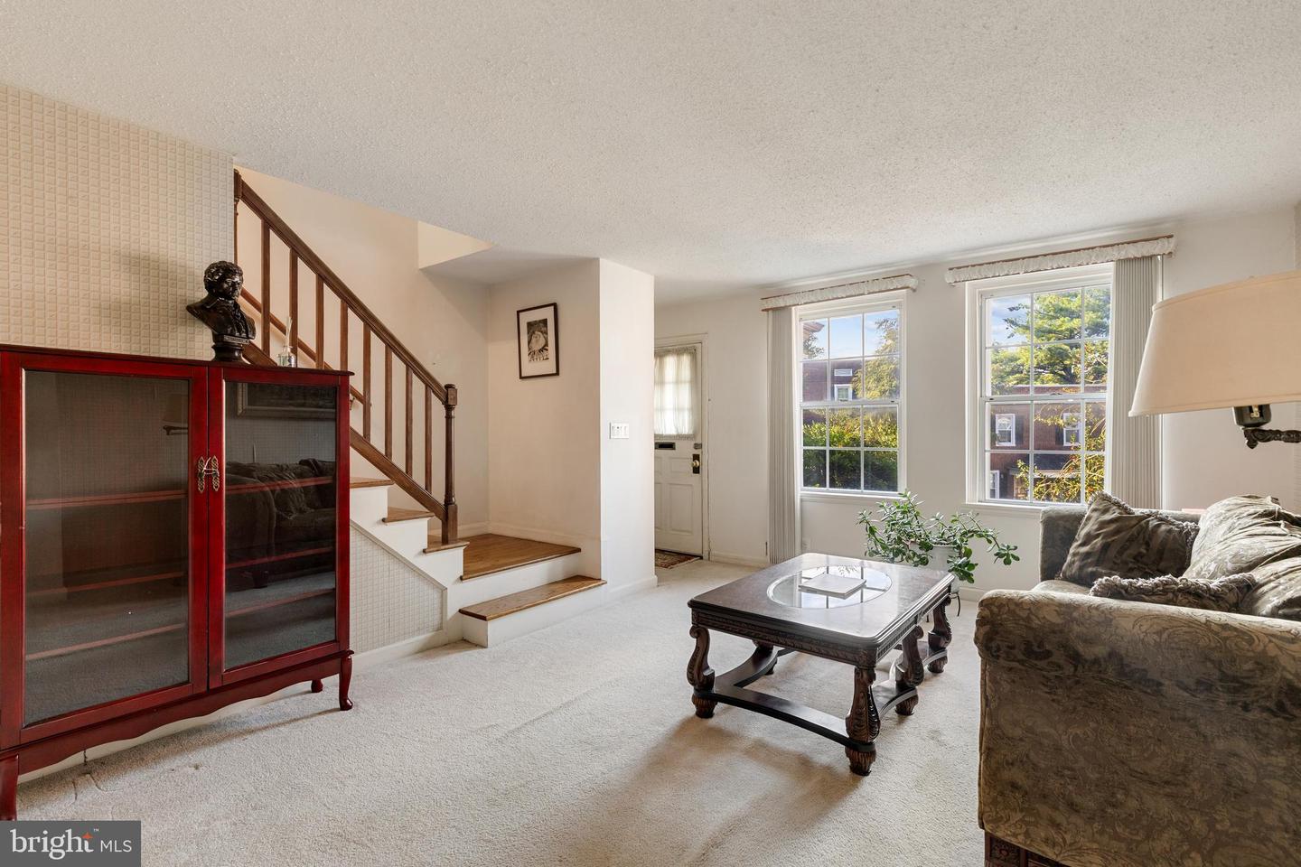 4849 28TH ST S #B, ARLINGTON, Virginia 22206, 2 Bedrooms Bedrooms, ,2 BathroomsBathrooms,Residential,For sale,4849 28TH ST S #B,VAAR2064110 MLS # VAAR2064110