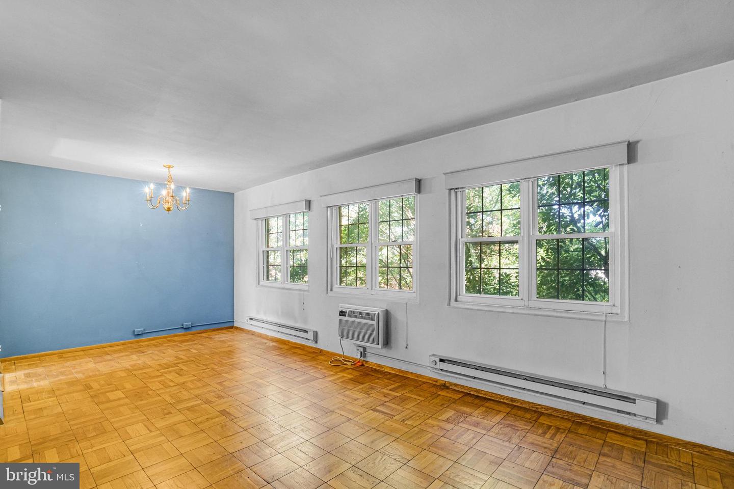 1119 BEVERLEY DR, ALEXANDRIA, Virginia 22302, 2 Bedrooms Bedrooms, ,1 BathroomBathrooms,Residential,For sale,1119 BEVERLEY DR,VAAX2050104 MLS # VAAX2050104