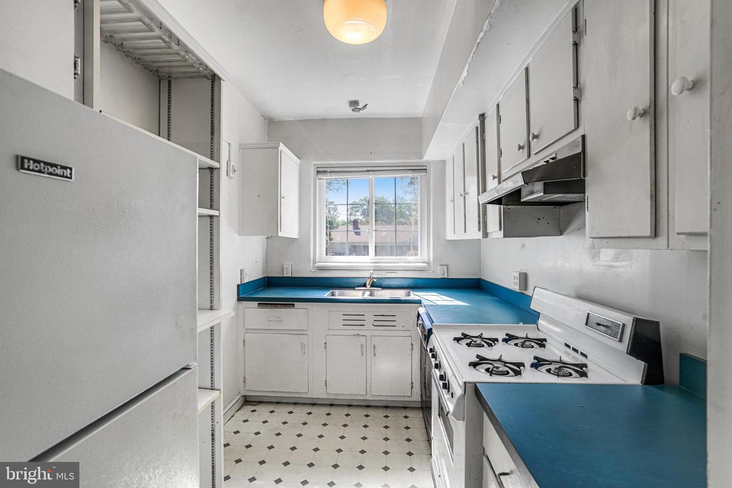 1119 BEVERLEY DR, ALEXANDRIA, Virginia 22302, 2 Bedrooms Bedrooms, ,1 BathroomBathrooms,Residential,For sale,1119 BEVERLEY DR,VAAX2050104 MLS # VAAX2050104