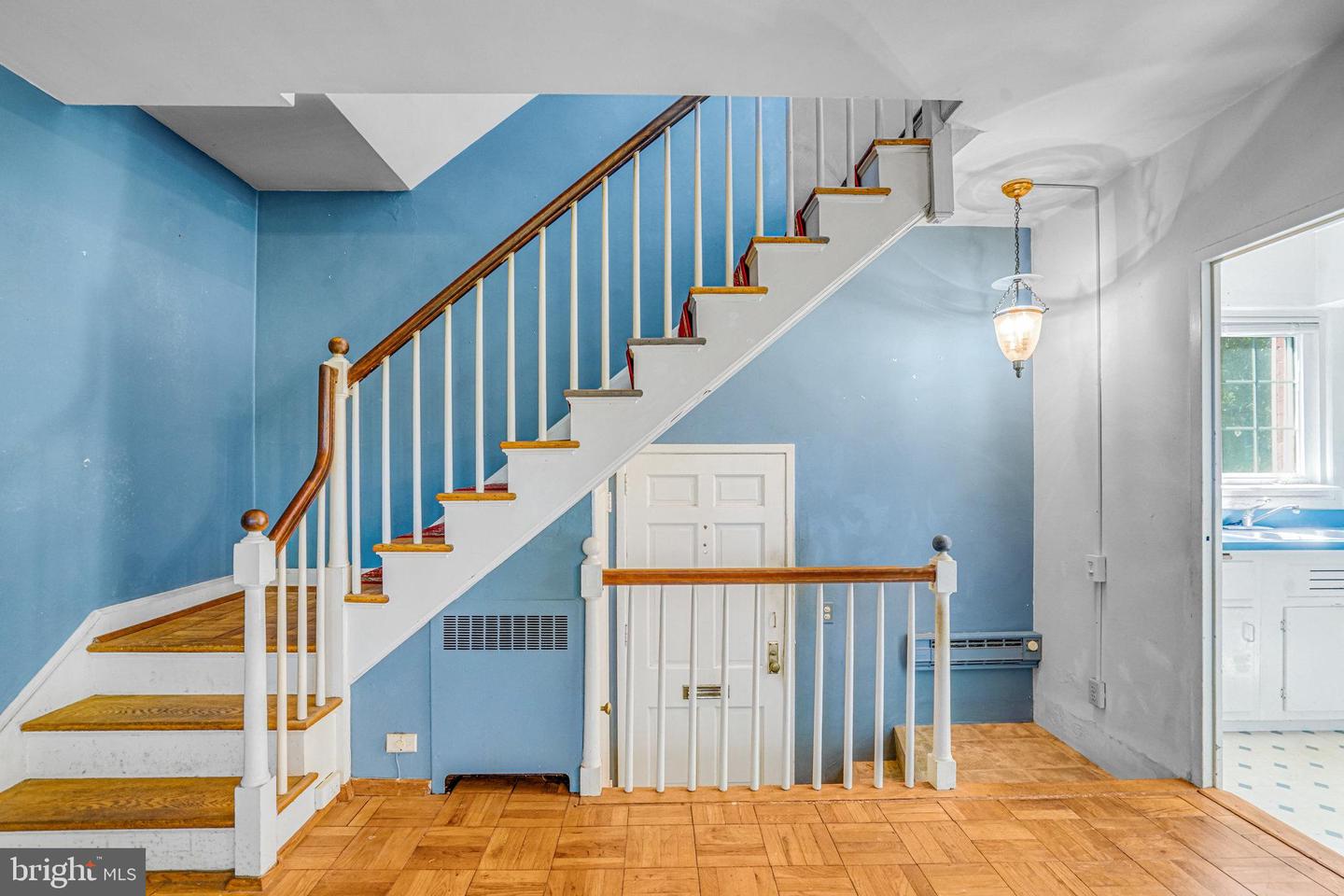 1119 BEVERLEY DR, ALEXANDRIA, Virginia 22302, 2 Bedrooms Bedrooms, ,1 BathroomBathrooms,Residential,For sale,1119 BEVERLEY DR,VAAX2050104 MLS # VAAX2050104
