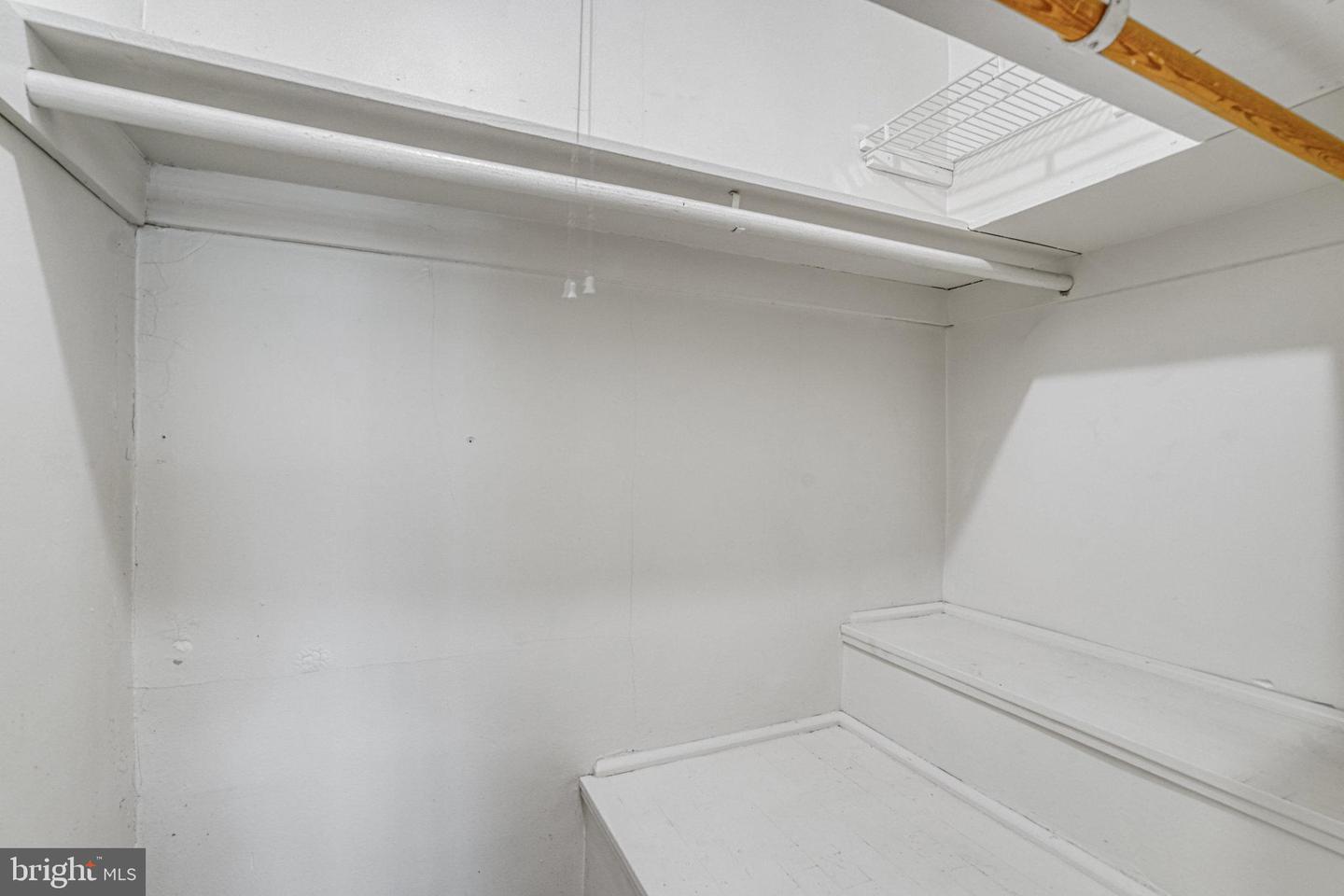 1119 BEVERLEY DR, ALEXANDRIA, Virginia 22302, 2 Bedrooms Bedrooms, ,1 BathroomBathrooms,Residential,For sale,1119 BEVERLEY DR,VAAX2050104 MLS # VAAX2050104