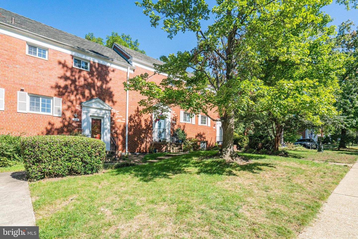 1119 BEVERLEY DR, ALEXANDRIA, Virginia 22302, 2 Bedrooms Bedrooms, ,1 BathroomBathrooms,Residential,For sale,1119 BEVERLEY DR,VAAX2050104 MLS # VAAX2050104