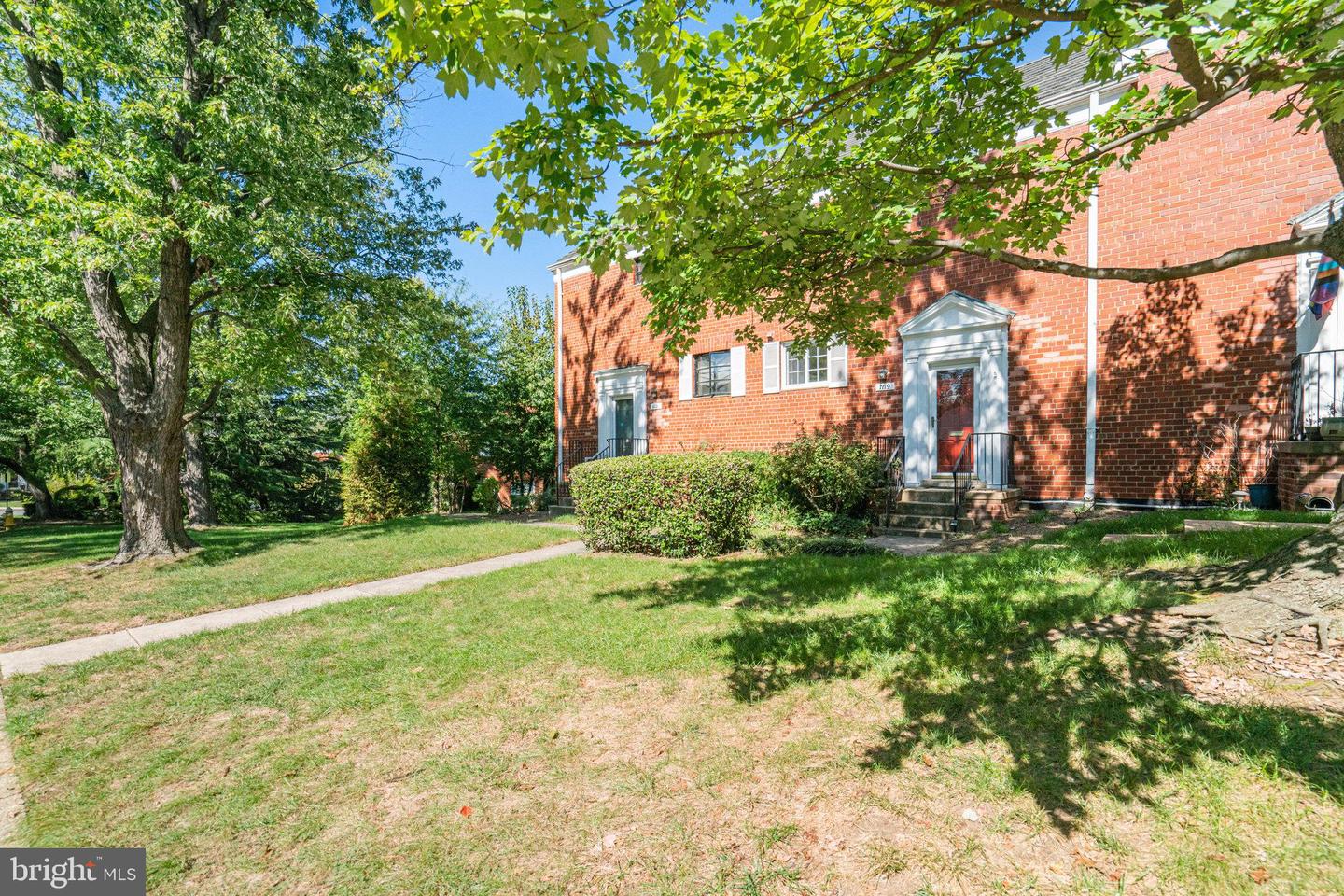 1119 BEVERLEY DR, ALEXANDRIA, Virginia 22302, 2 Bedrooms Bedrooms, ,1 BathroomBathrooms,Residential,For sale,1119 BEVERLEY DR,VAAX2050104 MLS # VAAX2050104