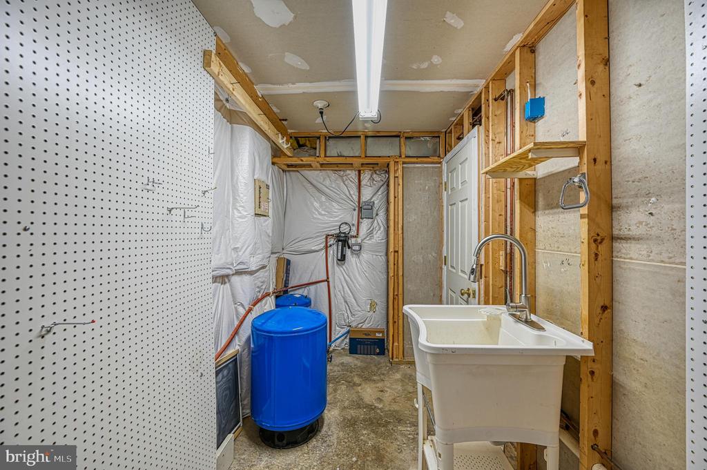 1636 MOODY TOWN RD, BUMPASS, Virginia 23024, 3 Bedrooms Bedrooms, ,3 BathroomsBathrooms,Residential,1636 MOODY TOWN RD,VALA2008682 MLS # VALA2008682