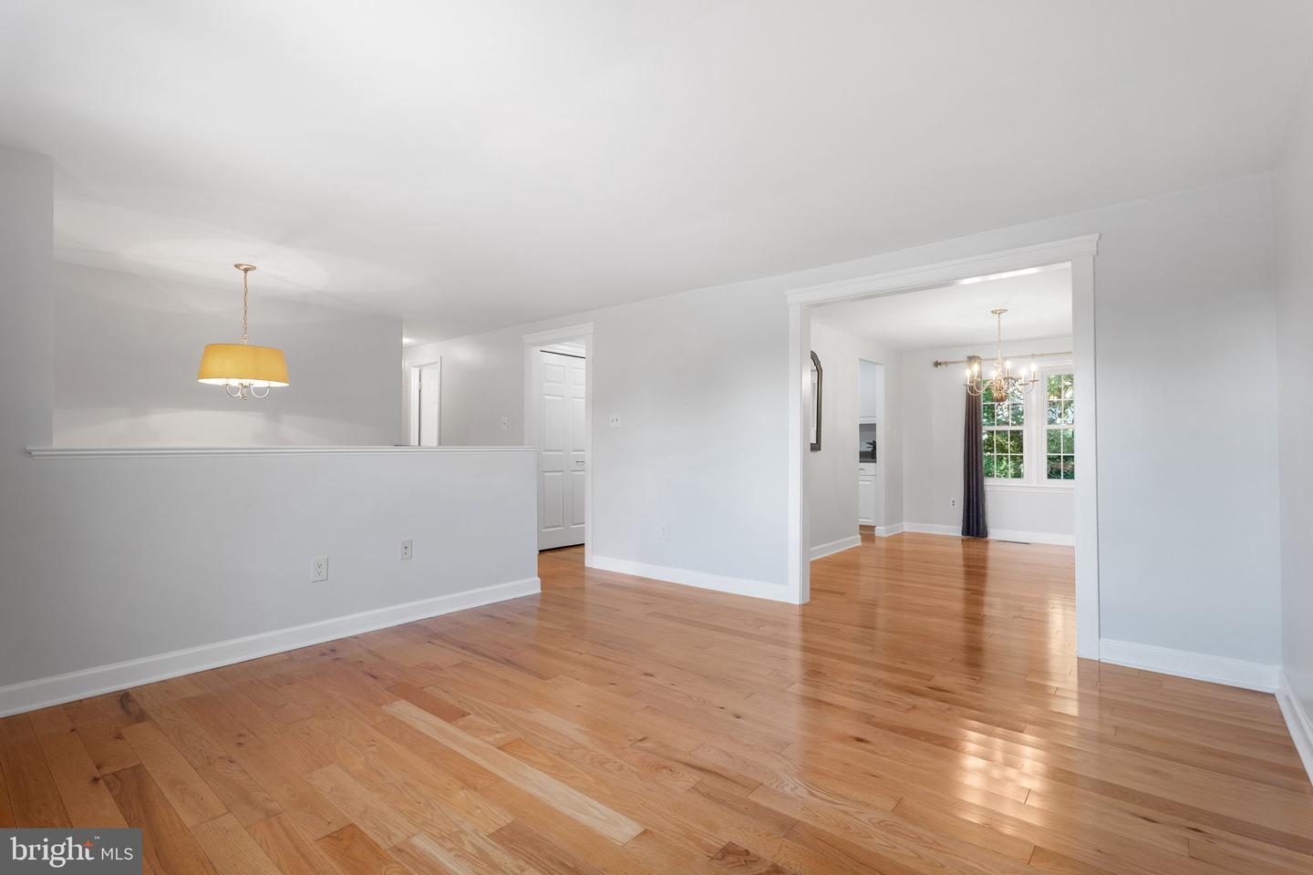 6230 HIDDEN CANYON RD, CENTREVILLE, Virginia 20120, 4 Bedrooms Bedrooms, ,2 BathroomsBathrooms,Residential,For sale,6230 HIDDEN CANYON RD,VAFX2269226 MLS # VAFX2269226