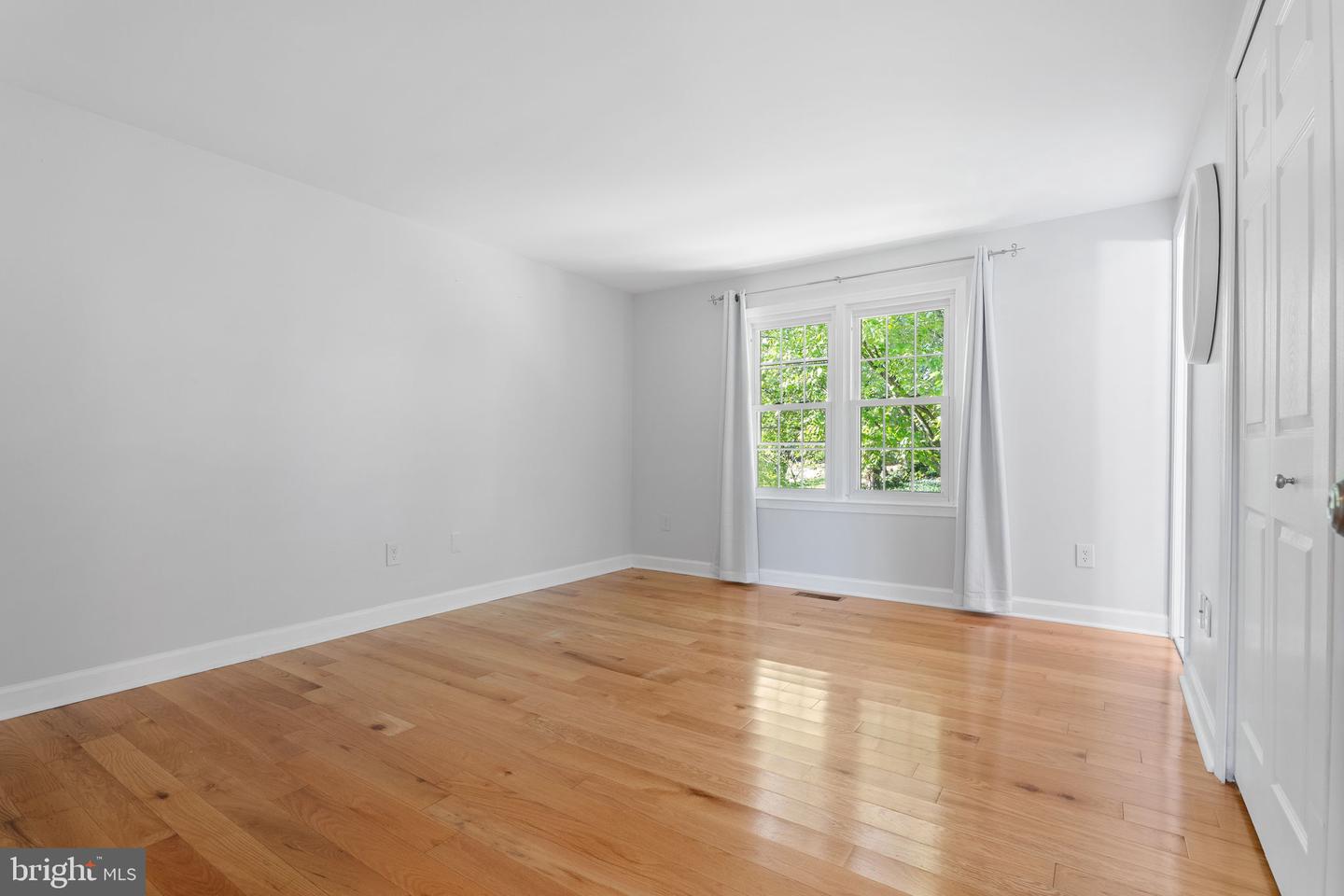6230 HIDDEN CANYON RD, CENTREVILLE, Virginia 20120, 4 Bedrooms Bedrooms, ,2 BathroomsBathrooms,Residential,For sale,6230 HIDDEN CANYON RD,VAFX2269226 MLS # VAFX2269226