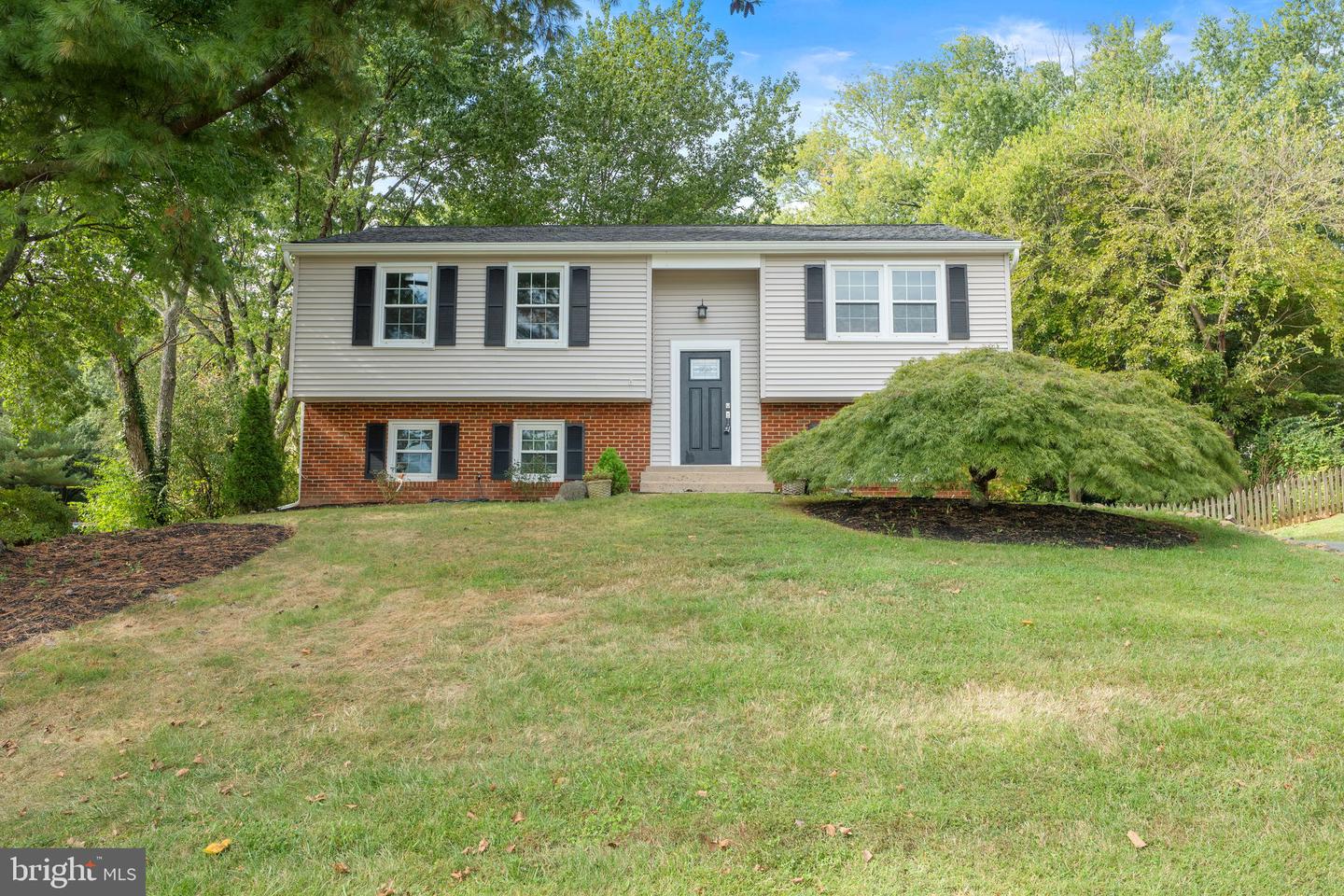6230 HIDDEN CANYON RD, CENTREVILLE, Virginia 20120, 4 Bedrooms Bedrooms, ,2 BathroomsBathrooms,Residential,For sale,6230 HIDDEN CANYON RD,VAFX2269226 MLS # VAFX2269226