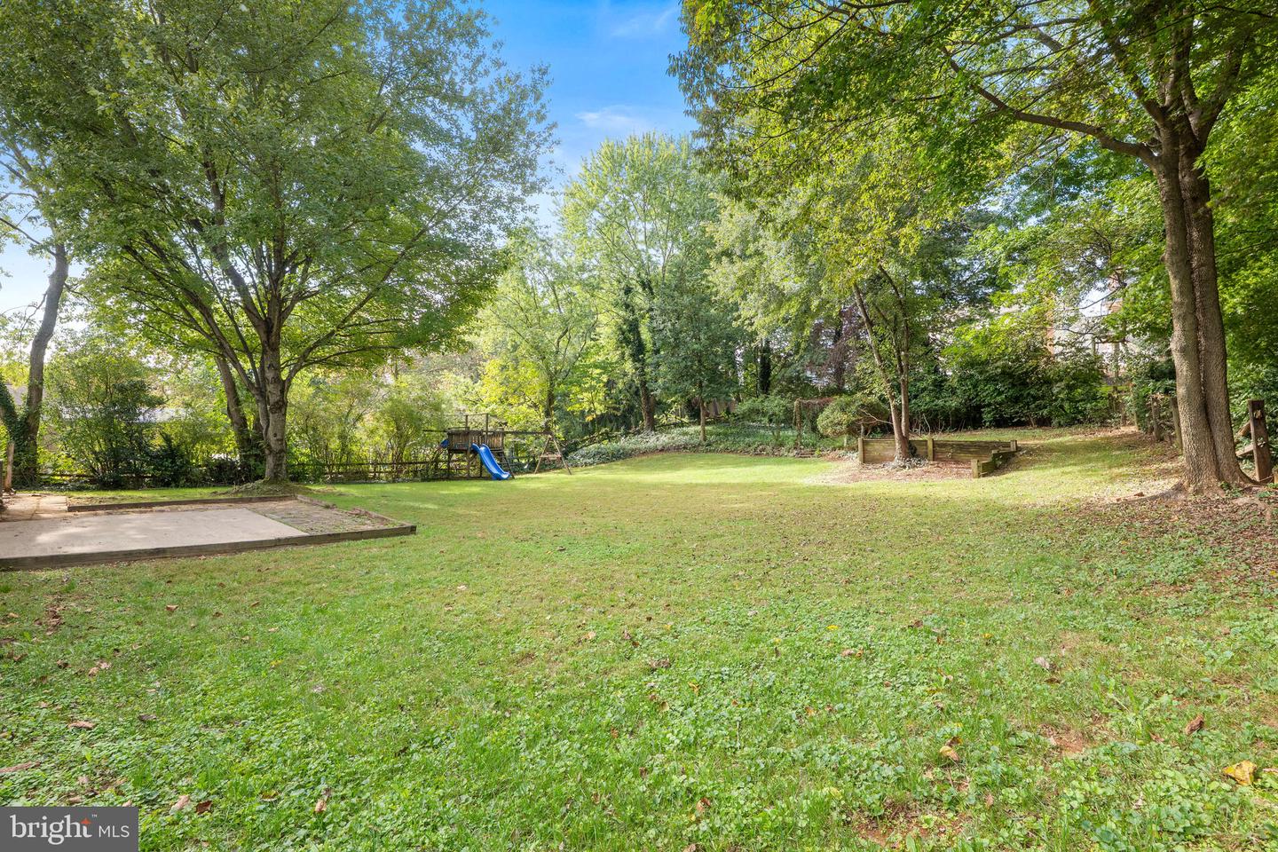 6230 HIDDEN CANYON RD, CENTREVILLE, Virginia 20120, 4 Bedrooms Bedrooms, ,2 BathroomsBathrooms,Residential,For sale,6230 HIDDEN CANYON RD,VAFX2269226 MLS # VAFX2269226
