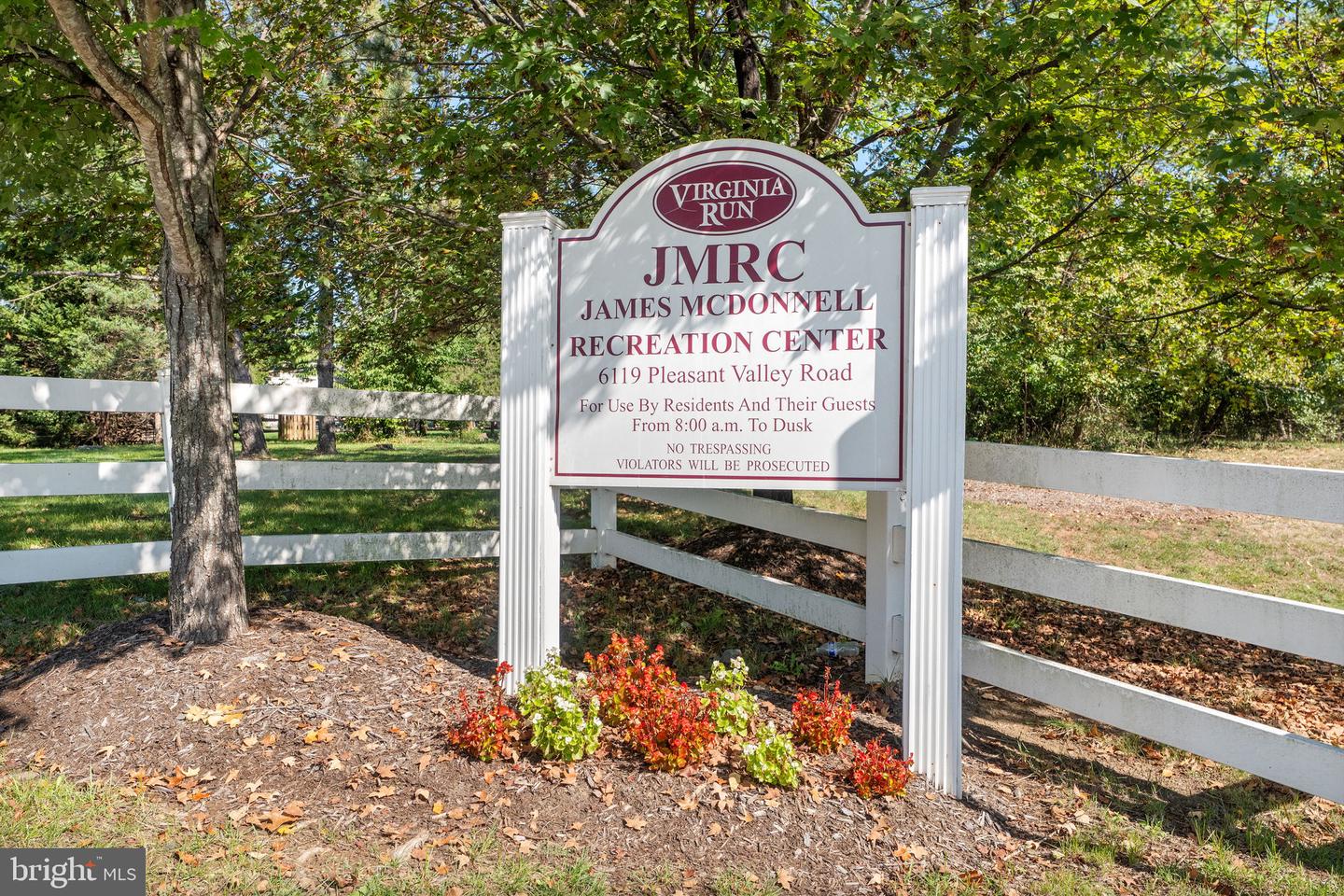 6230 HIDDEN CANYON RD, CENTREVILLE, Virginia 20120, 4 Bedrooms Bedrooms, ,2 BathroomsBathrooms,Residential,For sale,6230 HIDDEN CANYON RD,VAFX2269226 MLS # VAFX2269226