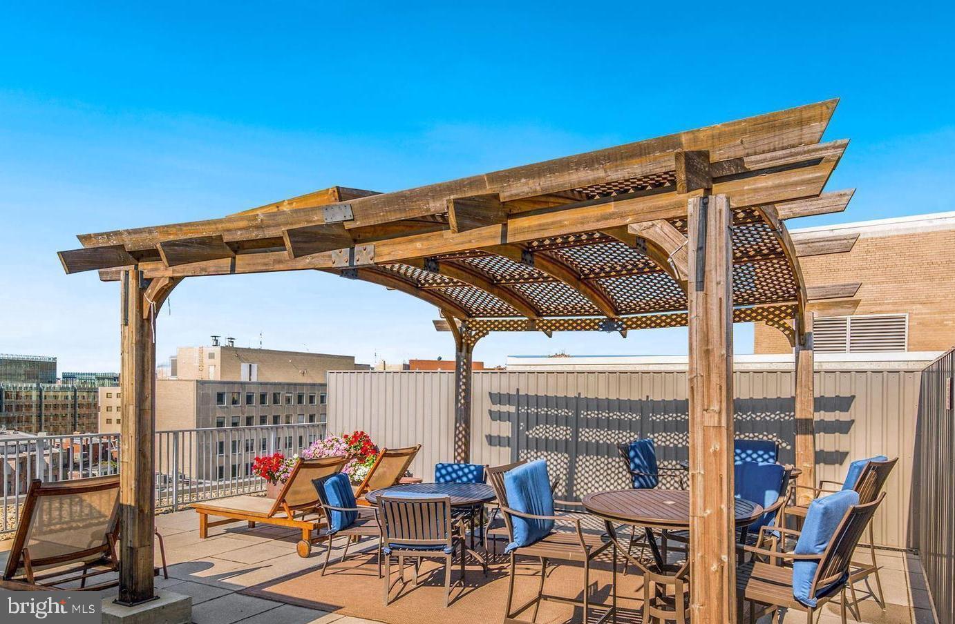 1711 MASSACHUSETTS AVE NW #810, WASHINGTON, District Of Columbia 20036, ,1 BathroomBathrooms,Residential,For sale,1711 MASSACHUSETTS AVE NW #810,DCDC2224230 MLS # DCDC2224230