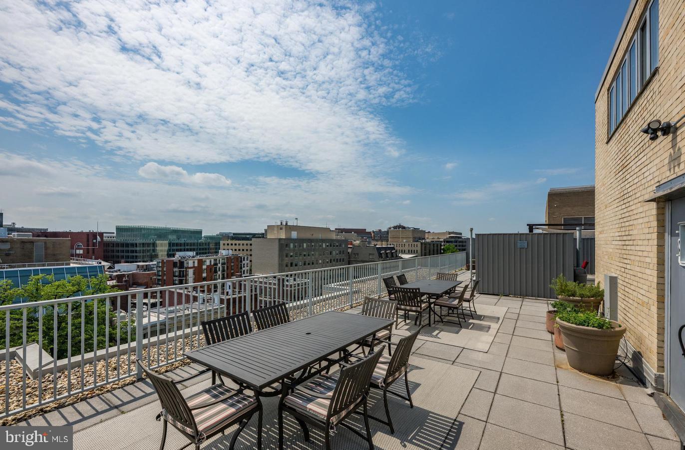 1711 MASSACHUSETTS AVE NW #810, WASHINGTON, District Of Columbia 20036, ,1 BathroomBathrooms,Residential,For sale,1711 MASSACHUSETTS AVE NW #810,DCDC2224230 MLS # DCDC2224230