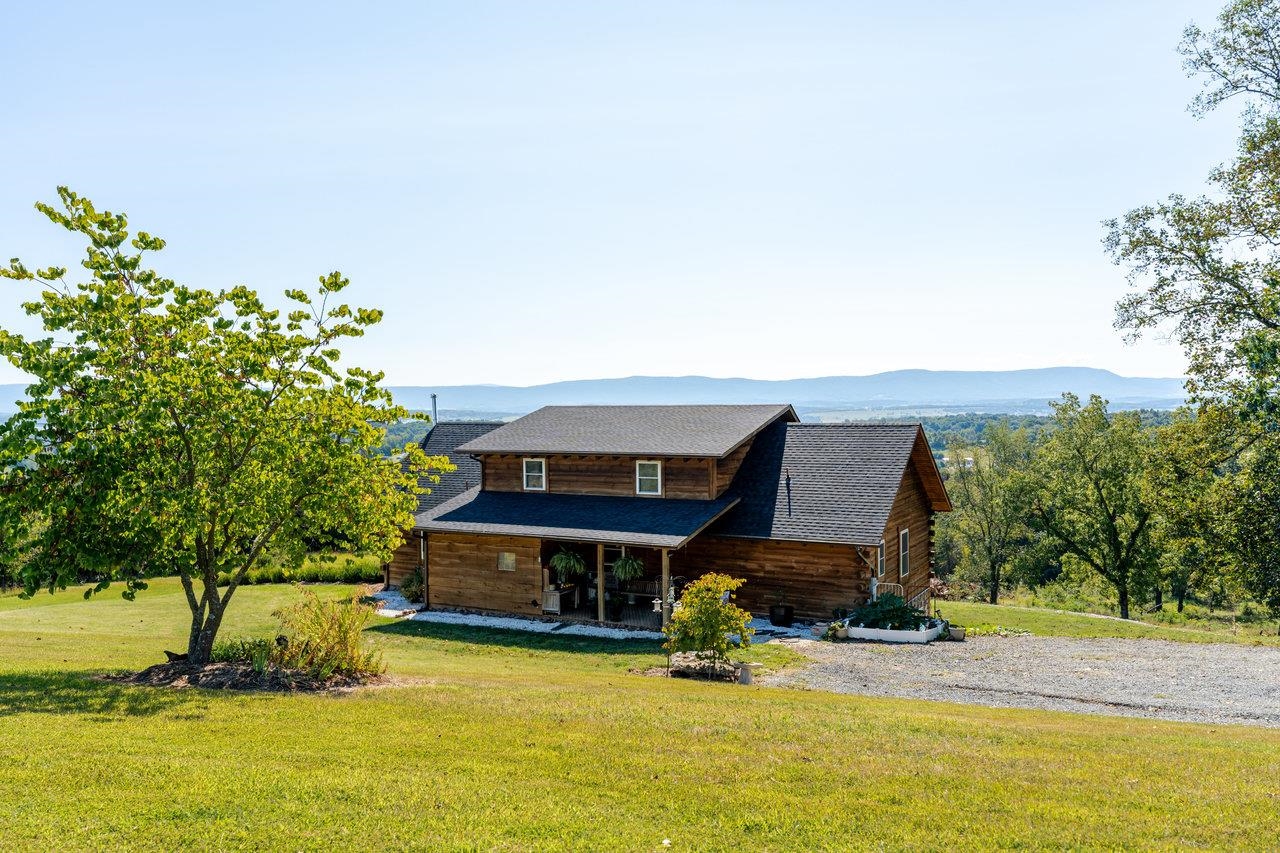 12012 HOLLAR SCHOOL RD, LINVILLE, Virginia 22834, 3 Bedrooms Bedrooms, ,2 BathroomsBathrooms,Residential,Armentrout Property,12012 HOLLAR SCHOOL RD,668846 MLS # 668846