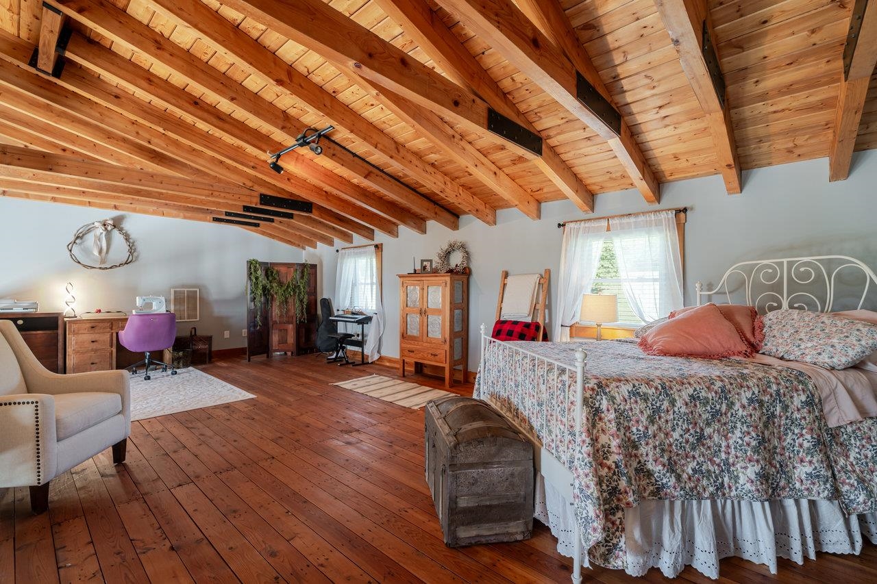 12012 HOLLAR SCHOOL RD, LINVILLE, Virginia 22834, 3 Bedrooms Bedrooms, ,2 BathroomsBathrooms,Residential,Armentrout Property,12012 HOLLAR SCHOOL RD,668846 MLS # 668846