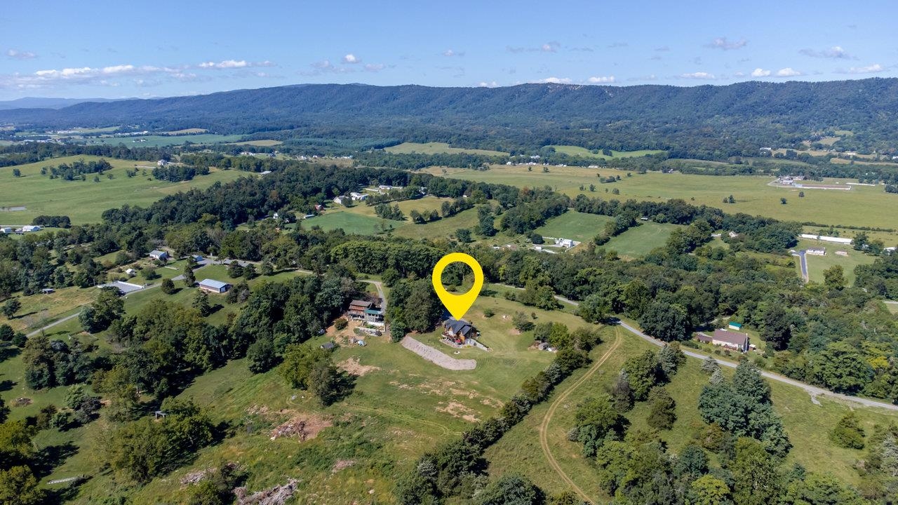 12012 HOLLAR SCHOOL RD, LINVILLE, Virginia 22834, 3 Bedrooms Bedrooms, ,2 BathroomsBathrooms,Residential,Armentrout Property,12012 HOLLAR SCHOOL RD,668846 MLS # 668846