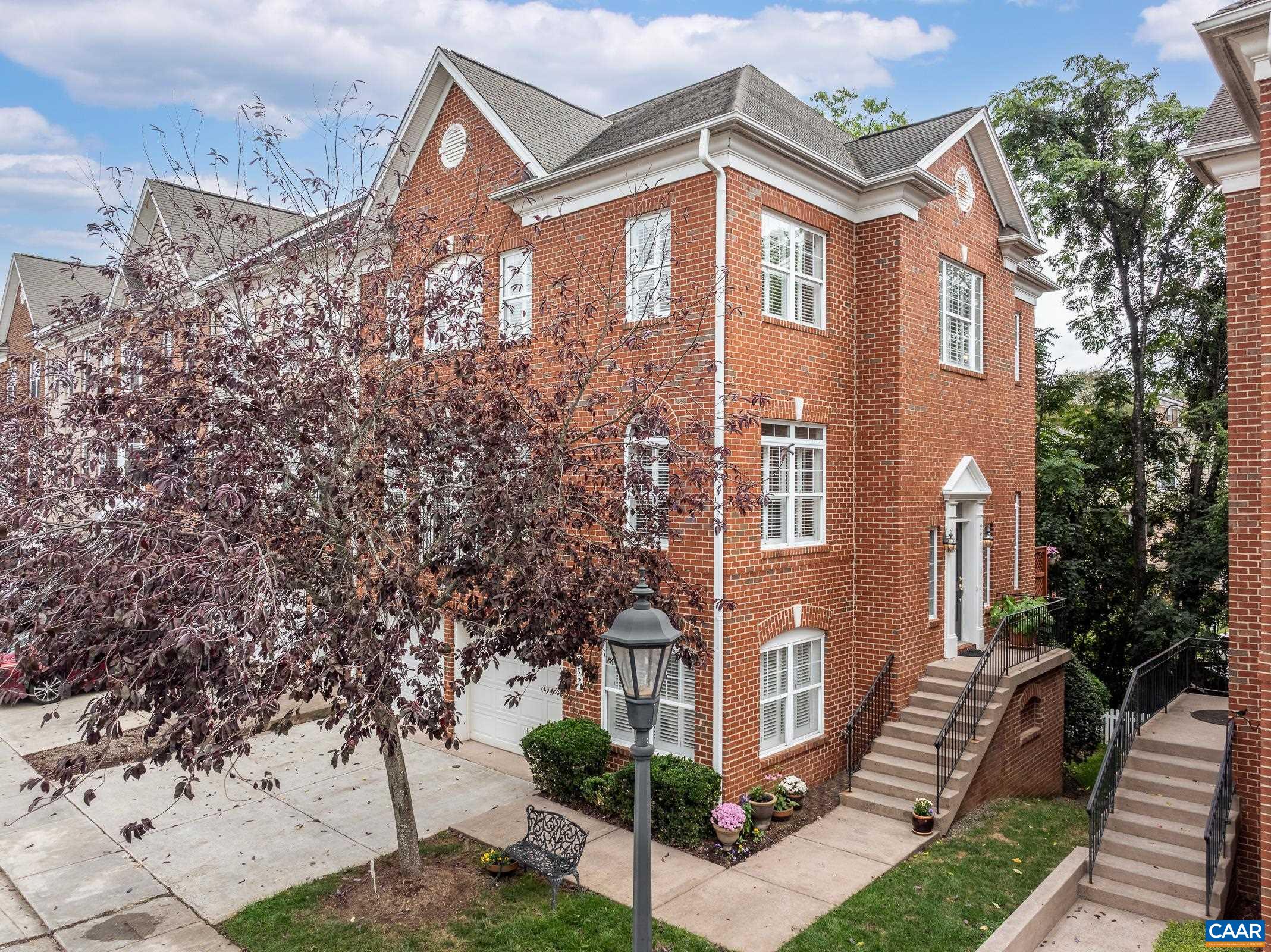 997 GLENWOOD STATION LN, CHARLOTTESVILLE, Virginia 22901, 4 Bedrooms Bedrooms, ,3 BathroomsBathrooms,Residential,997 GLENWOOD STATION LN,669590 MLS # 669590