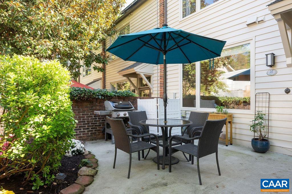 503 NE 2ND ST, CHARLOTTESVILLE, Virginia 22902, 3 Bedrooms Bedrooms, ,3 BathroomsBathrooms,Residential,503 NE 2ND ST,669600 MLS # 669600