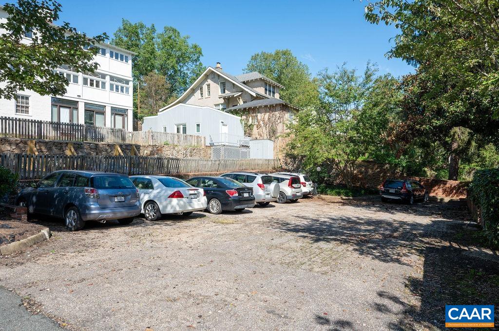 3rd and 4th space on the left belong to this unit