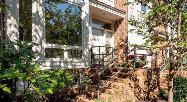 503 NE 2ND ST, CHARLOTTESVILLE, Virginia 22902, 3 Bedrooms Bedrooms, ,3 BathroomsBathrooms,Residential,503 NE 2ND ST,669600 MLS # 669600