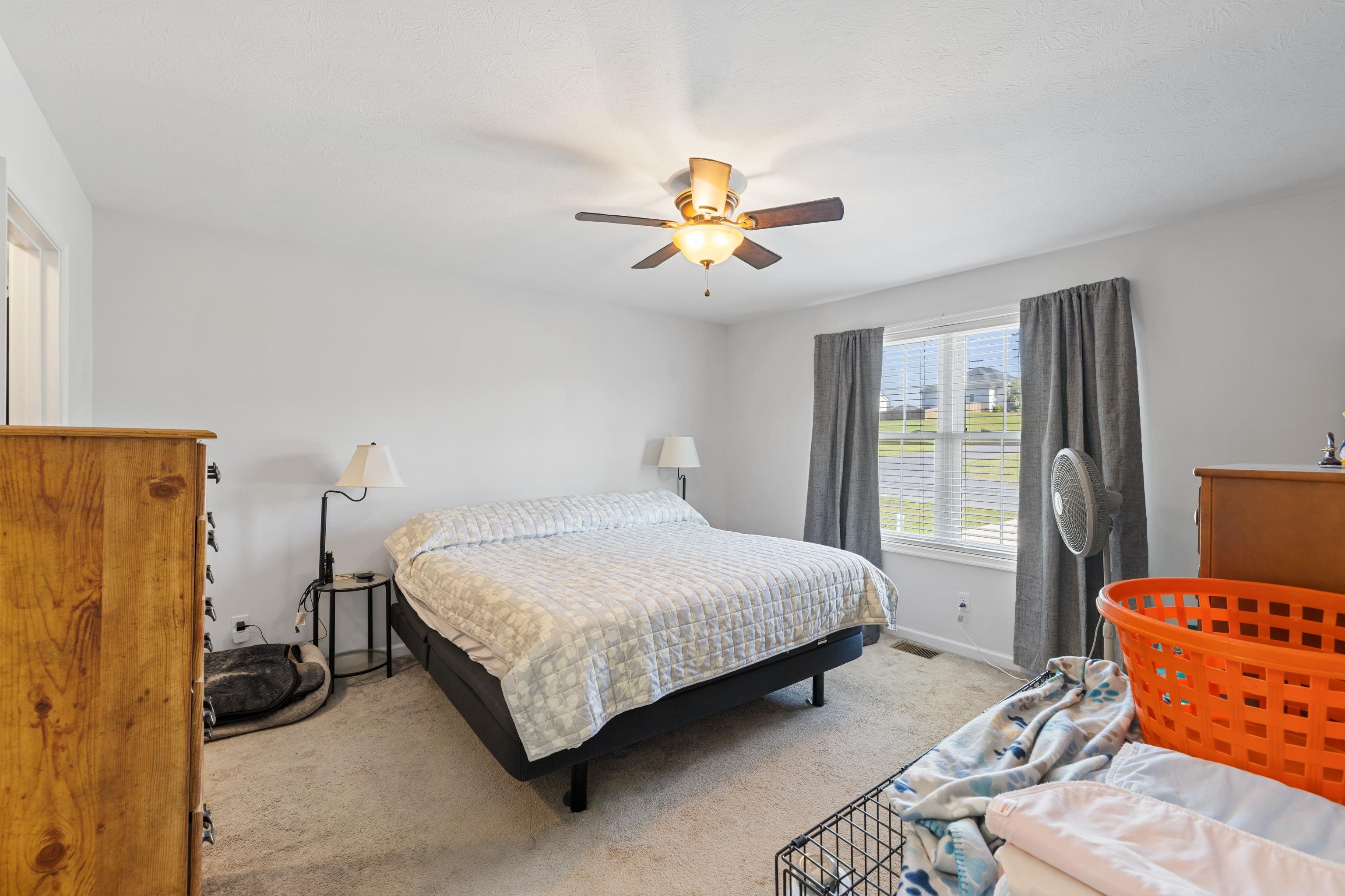 51 THOROUGHBRED CIR, LEXINGTON, Virginia 24450, 3 Bedrooms Bedrooms, ,2 BathroomsBathrooms,Residential,51 THOROUGHBRED CIR,669687 MLS # 669687 51 THOROUGHBRED CIR, LEXINGTON, Virginia 24450, 3 Bedrooms Bedrooms, ,2 BathroomsBathrooms,Residential,51 THOROUGHBRED CIR,669687 MLS # 669687